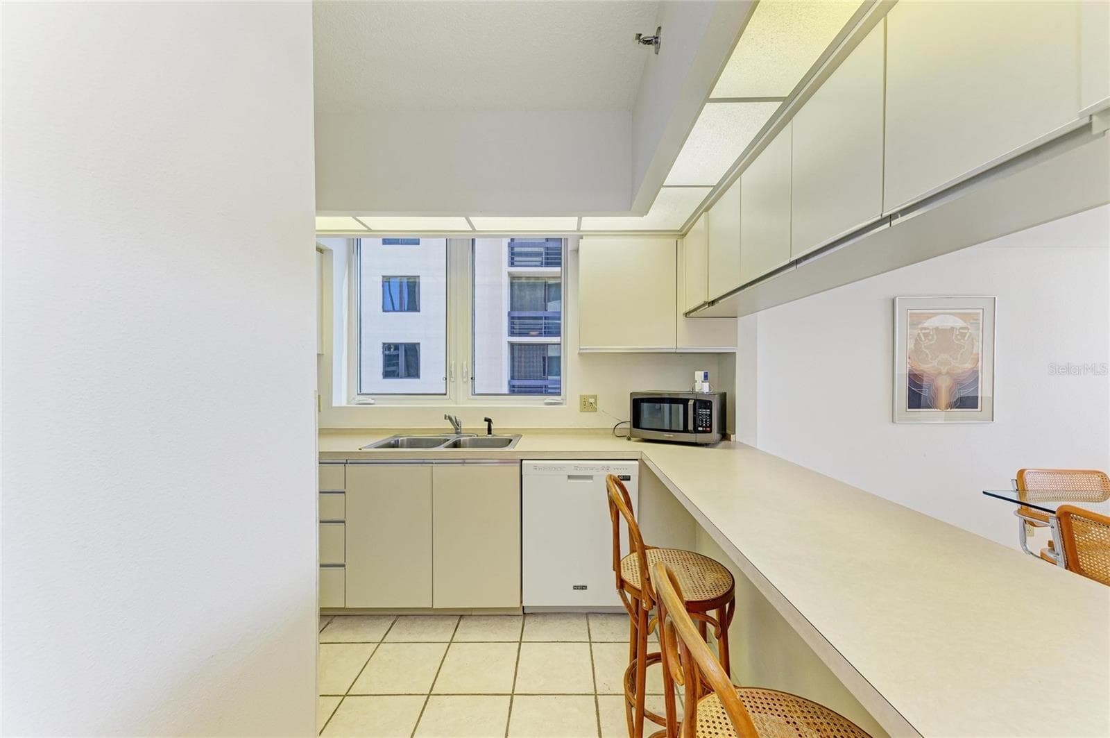 Condominium at 1065 GULF OF MEXICO DR #201, LONGBOAT KEY, photo 8 of 77