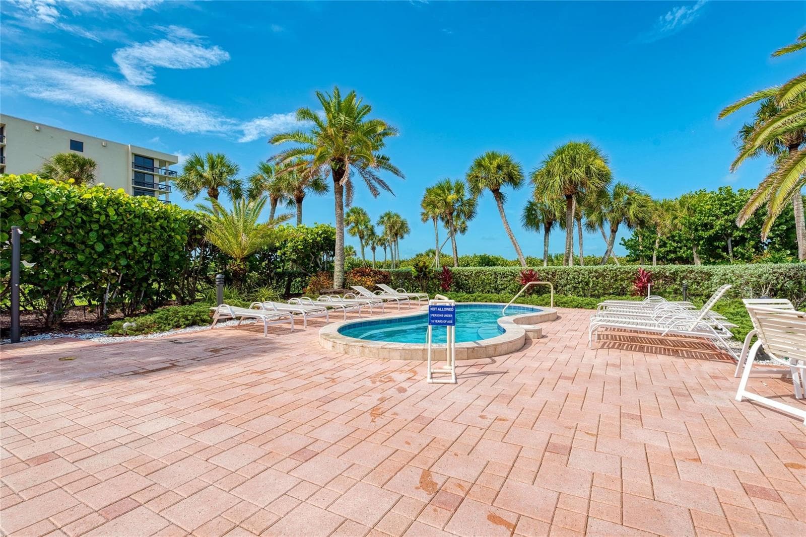 Condominium at 1065 GULF OF MEXICO DR #201, LONGBOAT KEY, photo 51 of 77