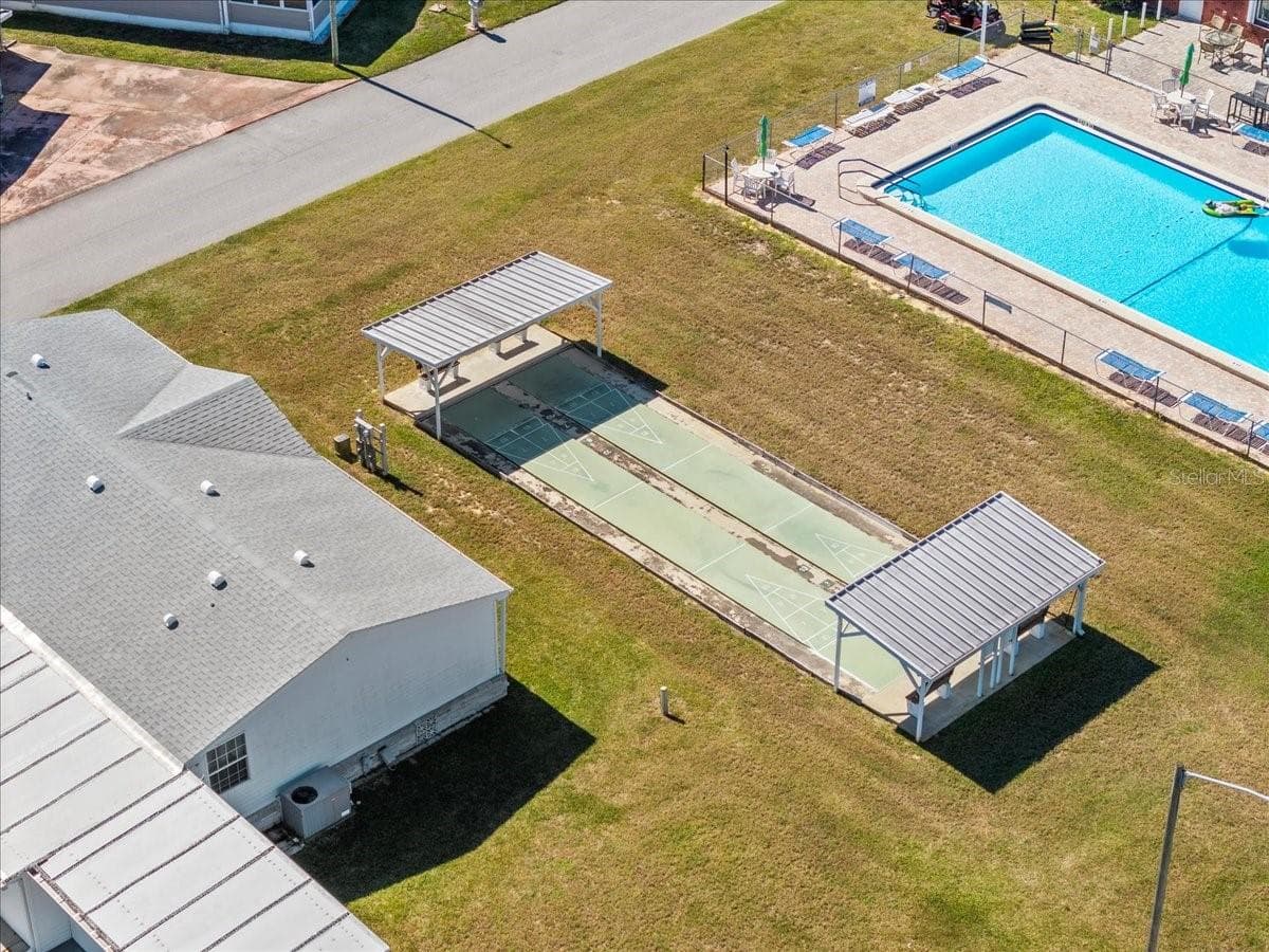 Shuffelboard - 101 EDGEWOOD BLVD, LAKE WALES