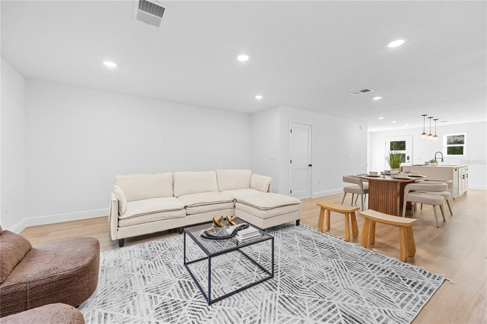 Townhouse at 711 CLEMSON DR, ALTAMONTE SPRINGS, photo 15 of 25