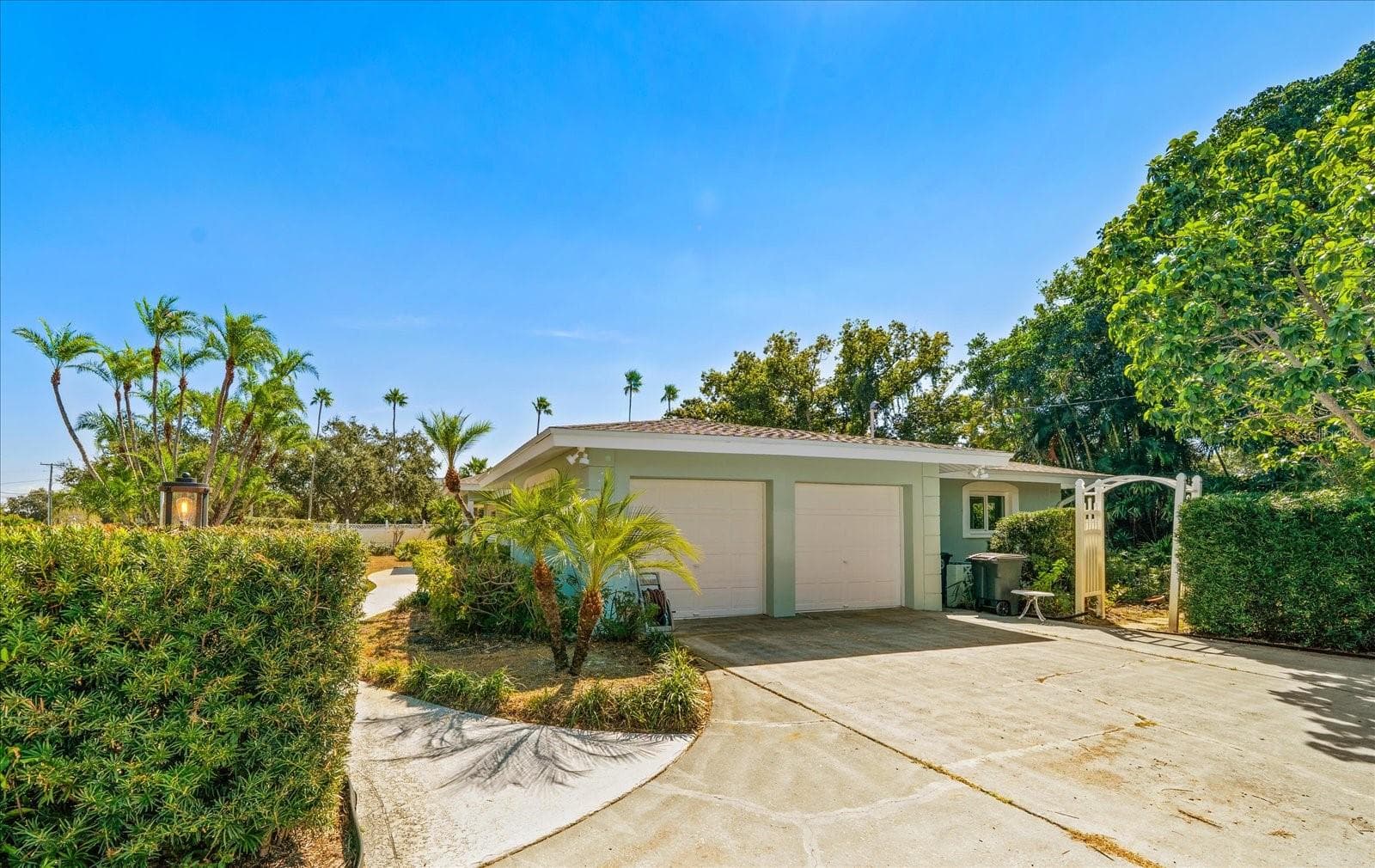 Single Family Residence at 503 POINSETTIA RD, BELLEAIR, photo 47 of 51