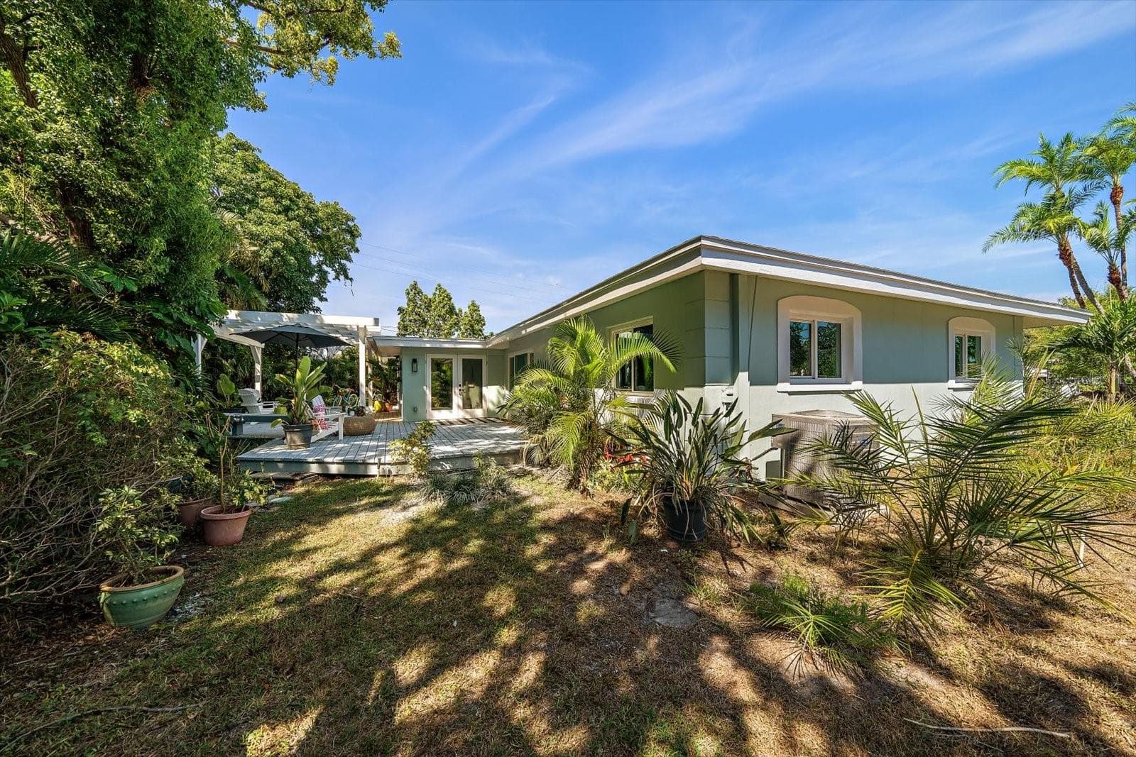 Single Family Residence at 503 POINSETTIA RD, BELLEAIR, photo 48 of 51