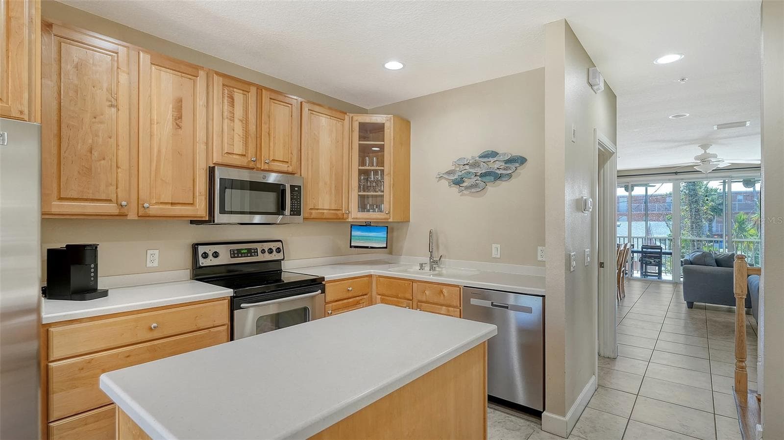 Townhouse at 221 17TH ST N, BRADENTON BEACH, photo 9 of 56