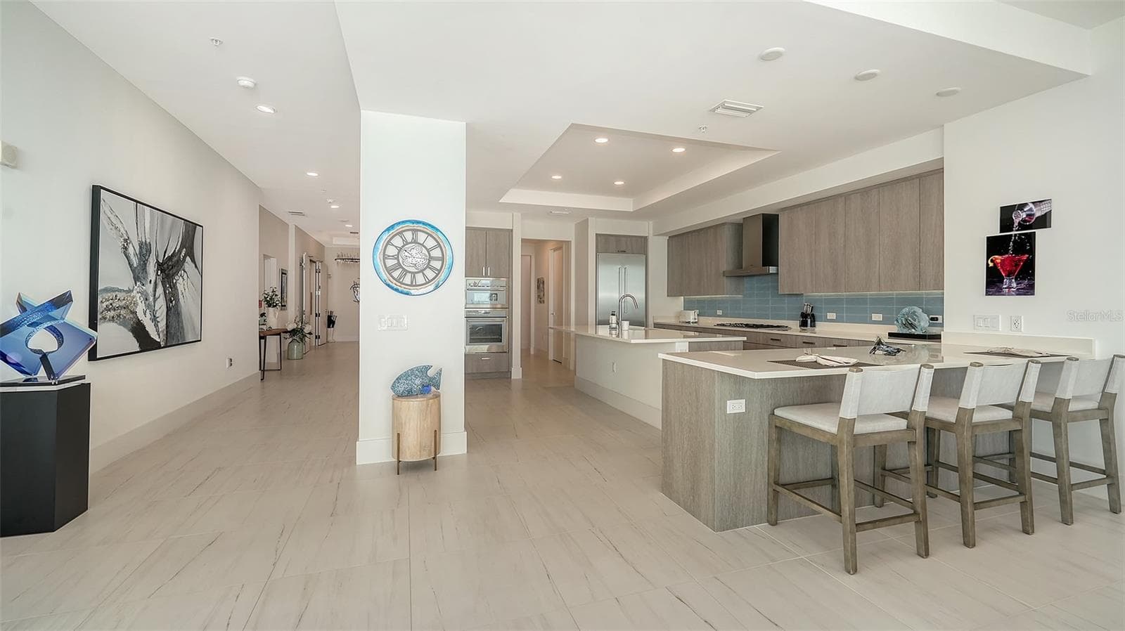 Condominium at 540 N TAMIAMI TRL #1702, SARASOTA, photo 19 of 84