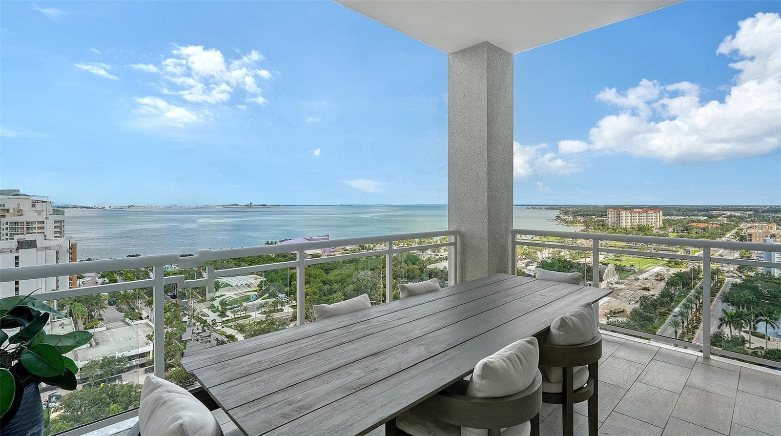 Condominium at 540 N TAMIAMI TRL #1702, SARASOTA, photo 27 of 84