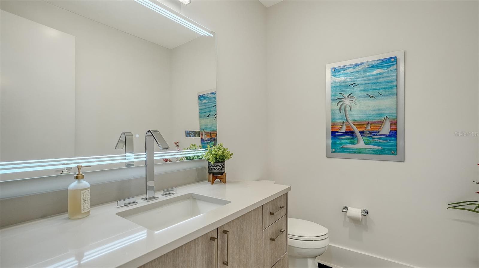 Condominium at 540 N TAMIAMI TRL #1702, SARASOTA, photo 51 of 84