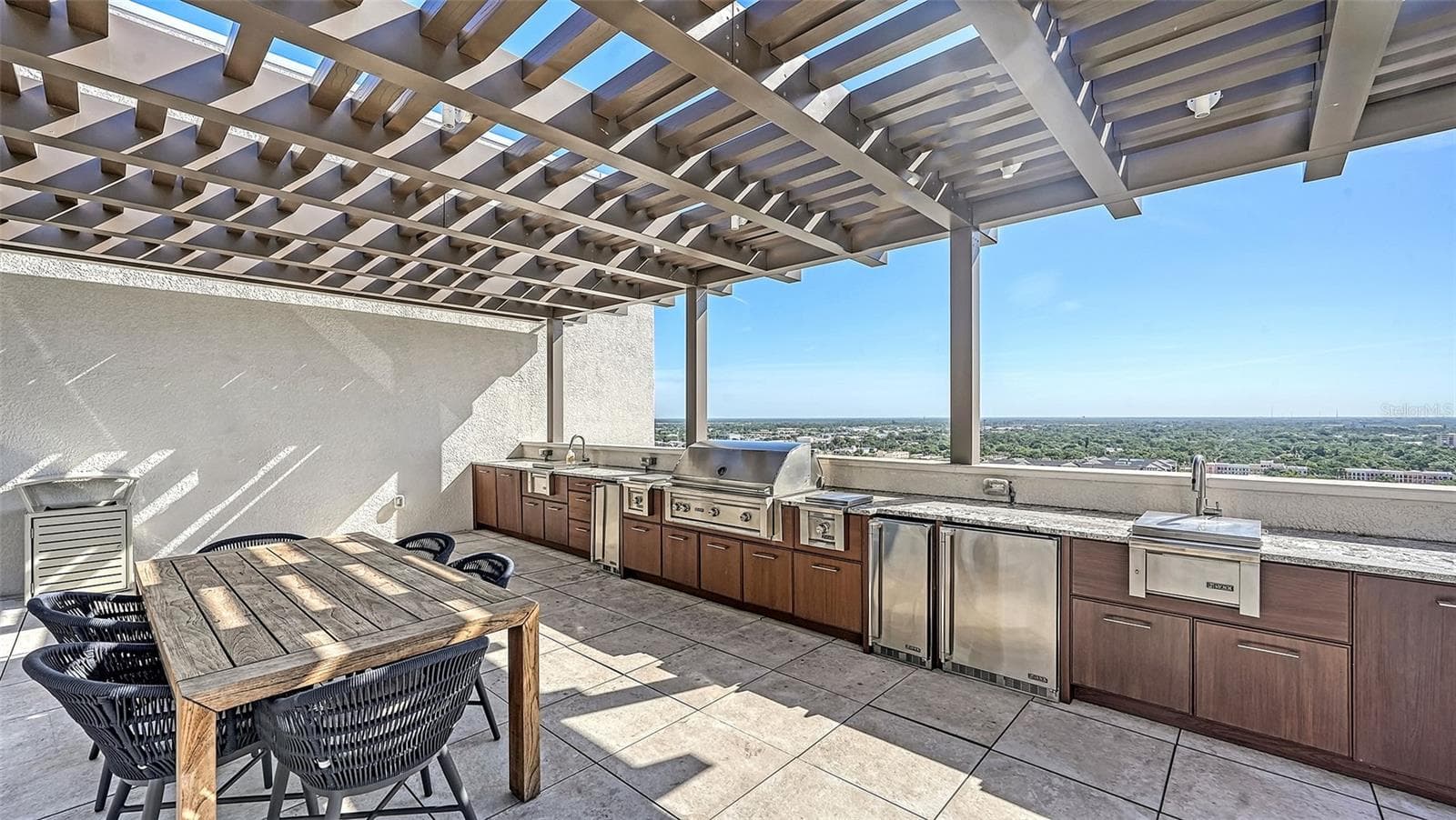 Condominium at 540 N TAMIAMI TRL #1702, SARASOTA, photo 54 of 84
