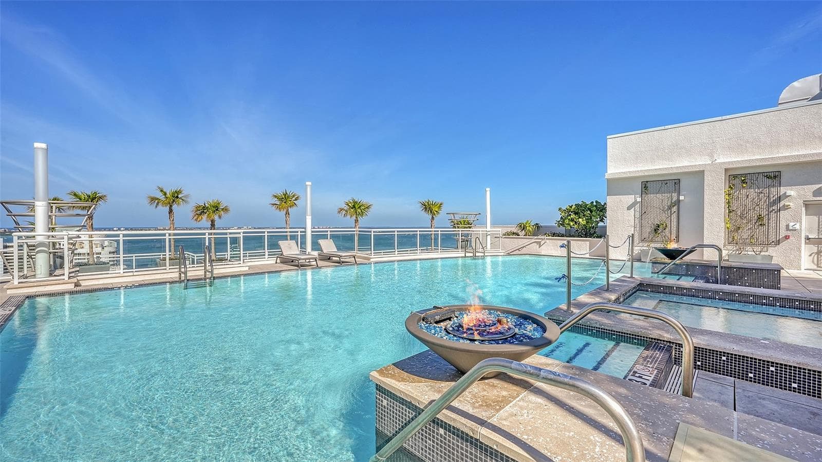 Condominium at 540 N TAMIAMI TRL #1702, SARASOTA, photo 58 of 84