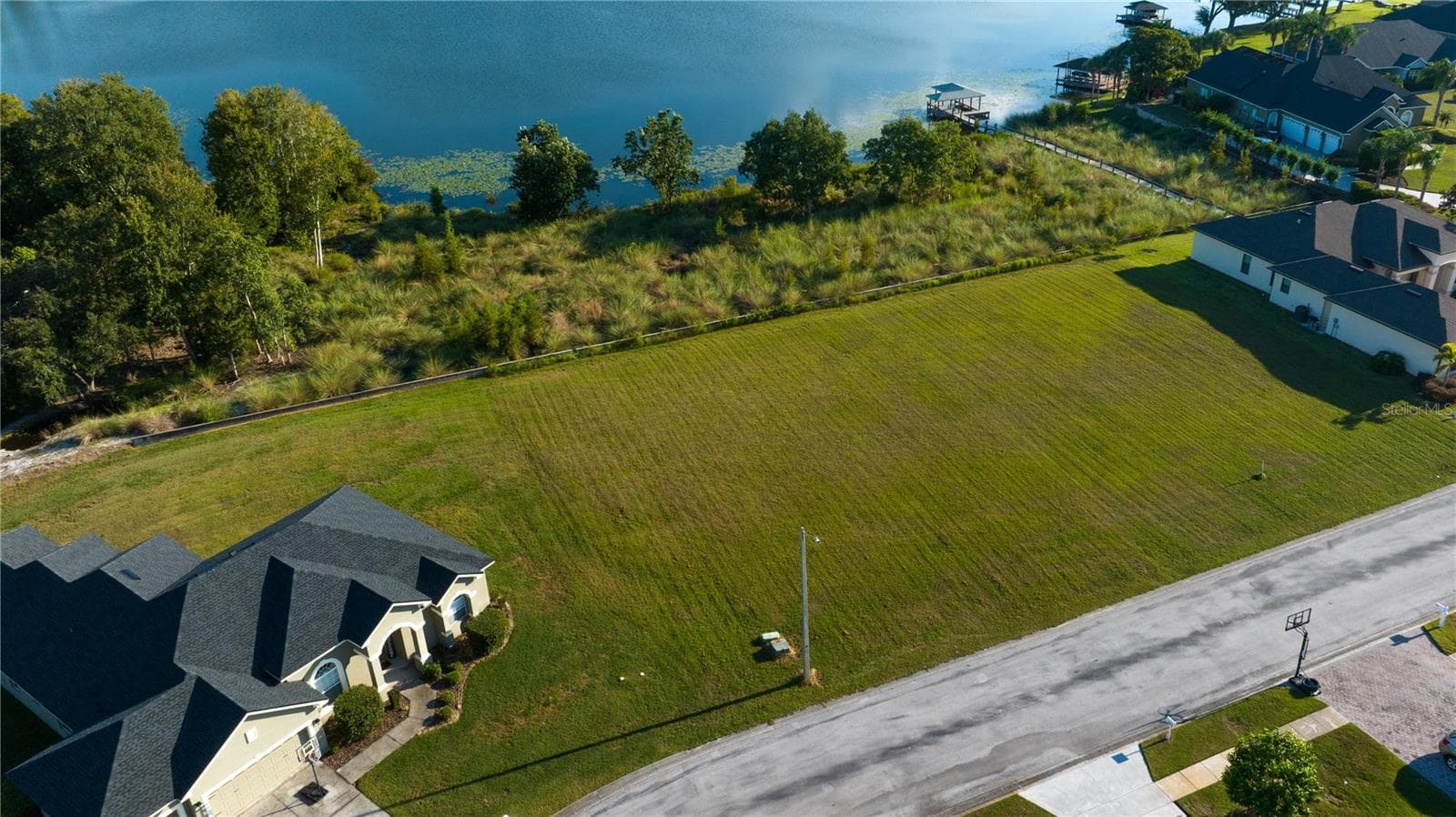 7376 BENT GRASS DR