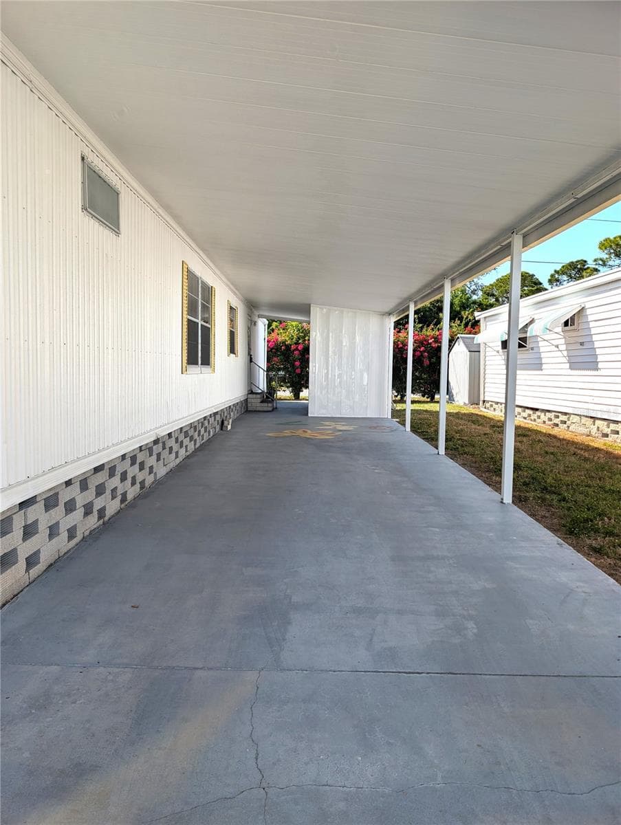 Mobile Home at 82010 A ST N #10, PINELLAS PARK, photo 4 of 71