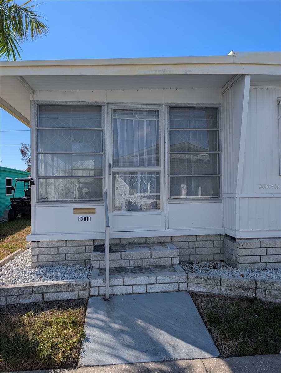 Mobile Home at 82010 A ST N #10, PINELLAS PARK, photo 12 of 71