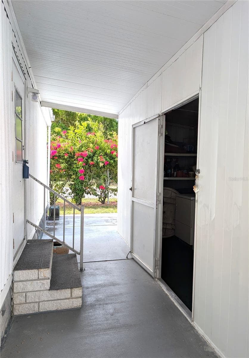 Mobile Home at 82010 A ST N #10, PINELLAS PARK, photo 48 of 71