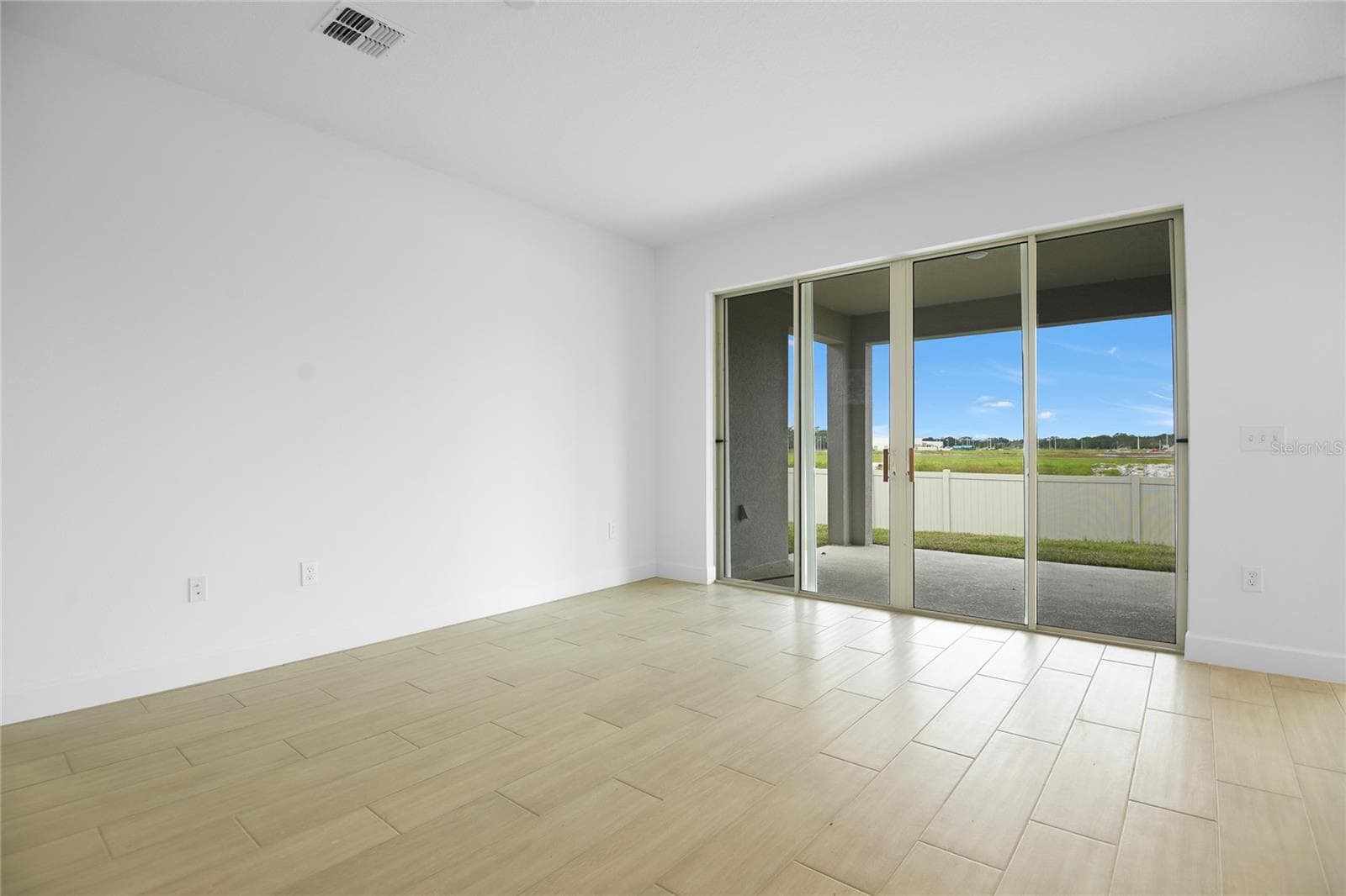 Single Family Residence at 1718 CROOKED CREEK ST, ST CLOUD, photo 6 of 19