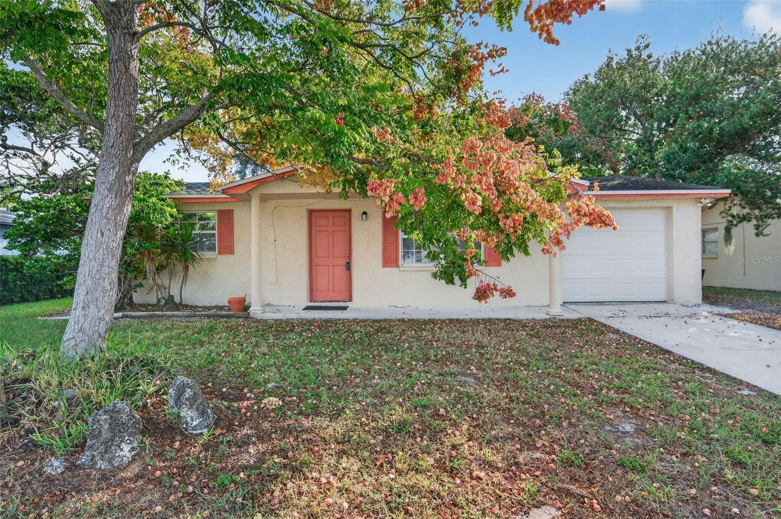 10102 GLEN MOOR LN