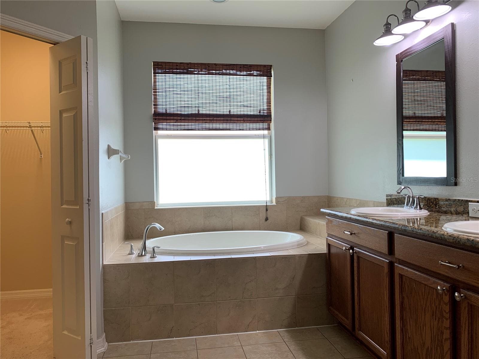 Single Family Residence at 10308 HOLLAND RD, RIVERVIEW, photo 36 of 66