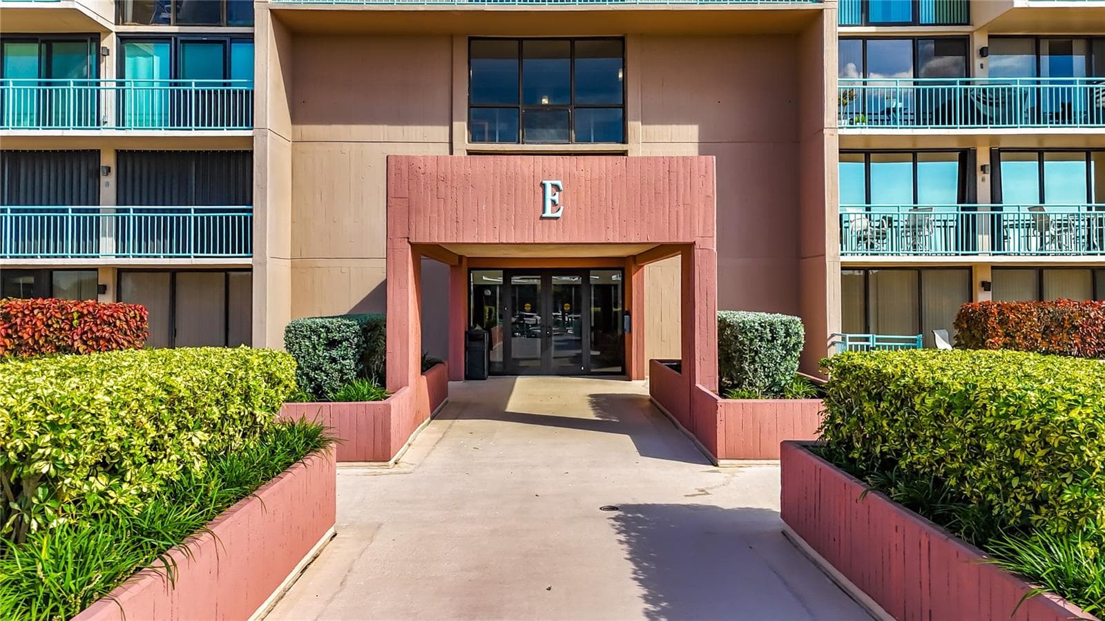 Condominium at 1 KEY CAPRI #201E, TREASURE ISLAND, photo 77 of 100