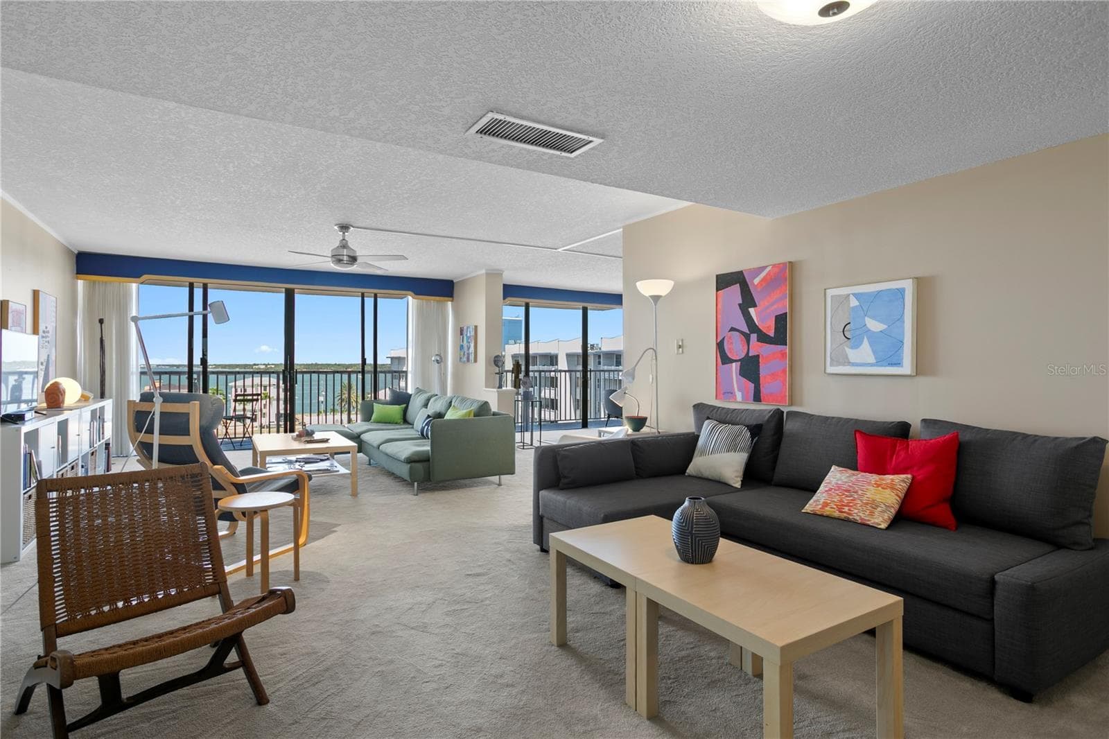 Condominium at 450 TREASURE ISLAND CSWY #702, TREASURE ISLAND, photo 5 of 35