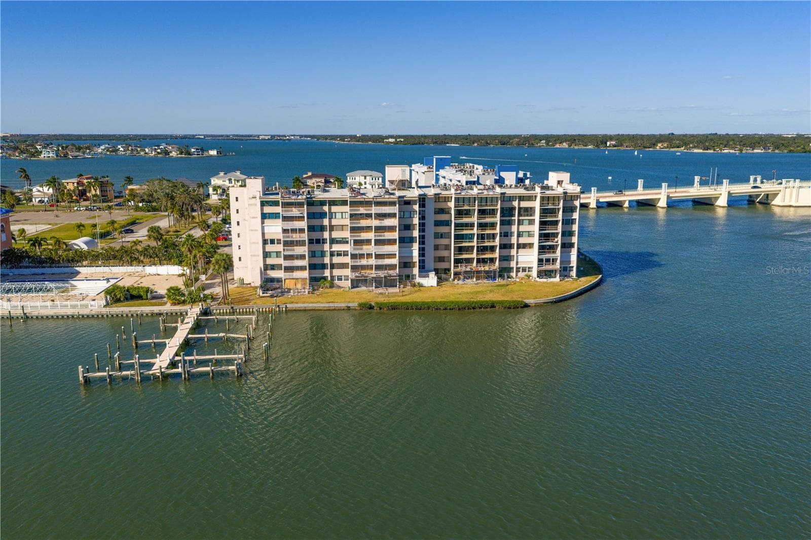 Condominium at 450 TREASURE ISLAND CSWY #702, TREASURE ISLAND, photo 30 of 35