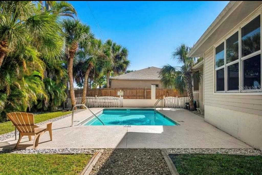 Townhouse at 1811 HIGHLAND RD, OSPREY, photo 5 of 19