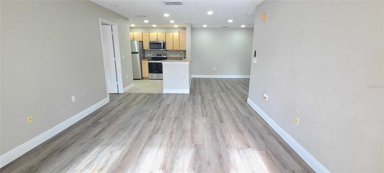 Condominium at 940 VILLAGE TRL #3-205, PORT ORANGE, photo 6 of 44
