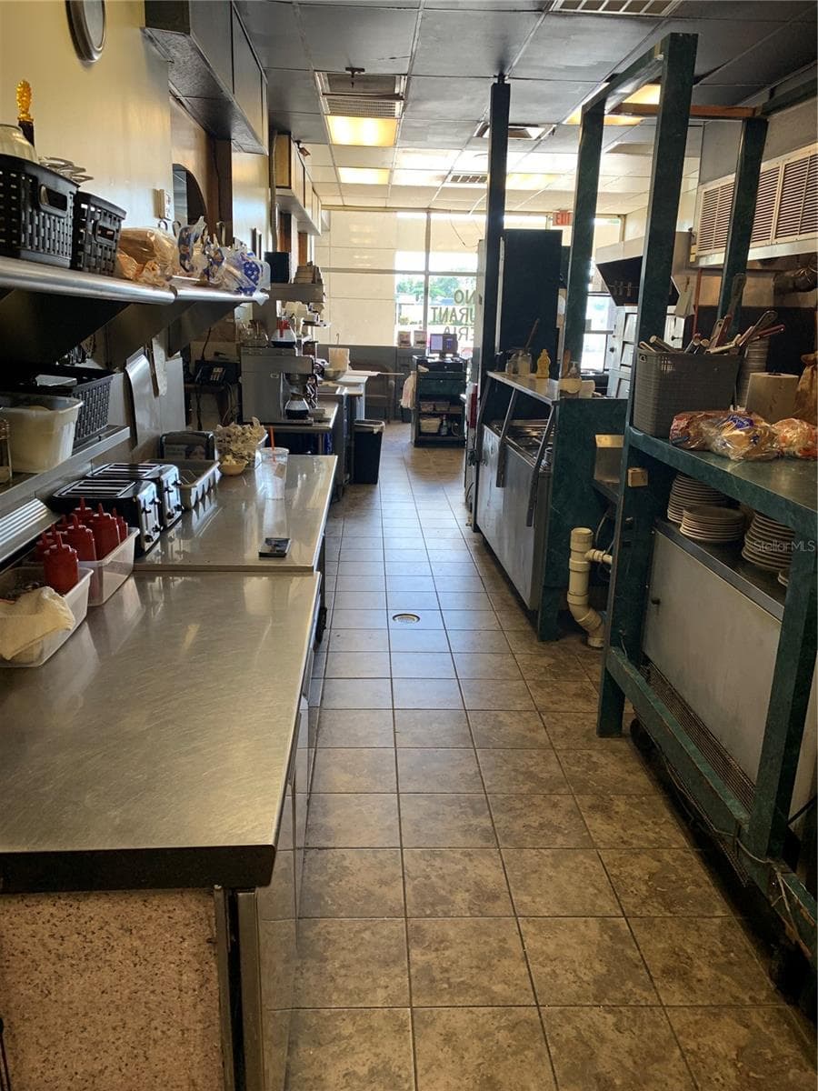 Prep Station / salad bar - 2110 SARNO RD, MELBOURNE