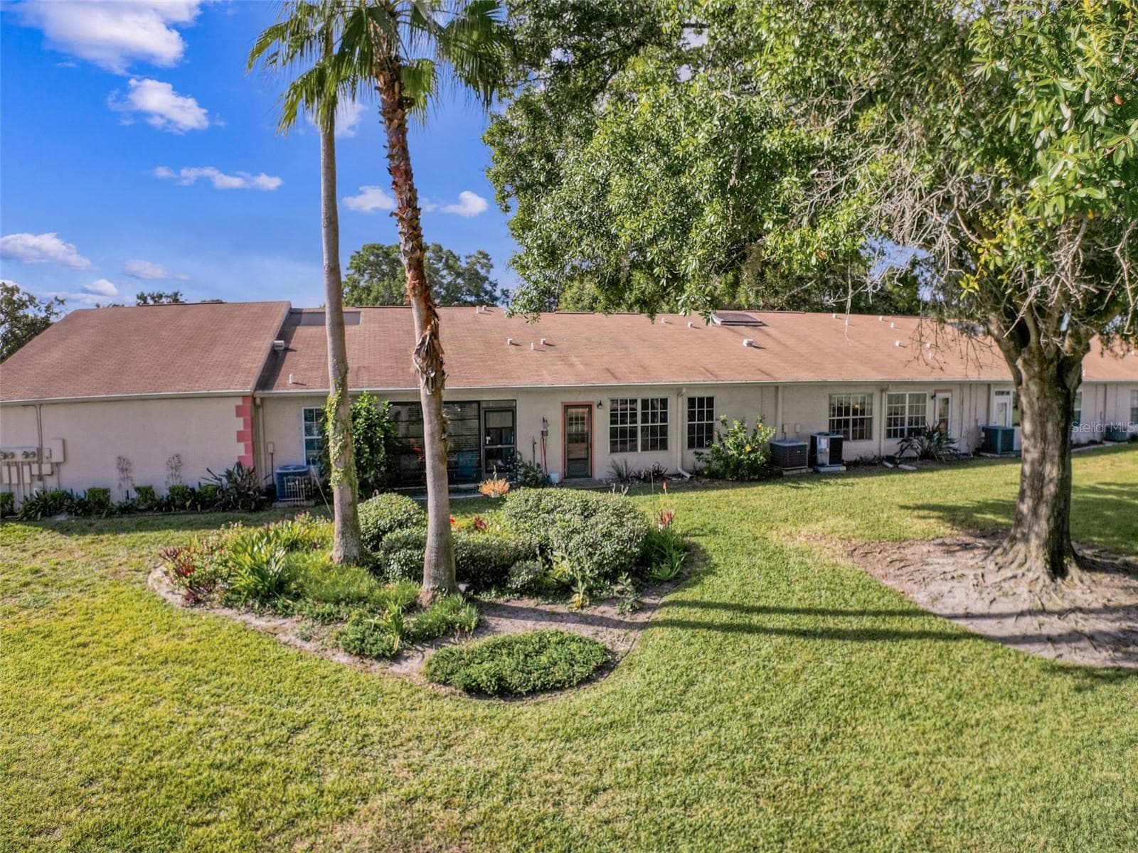 Condominium at 11403 VERSAILLES LN #E, PORT RICHEY, photo 50 of 88