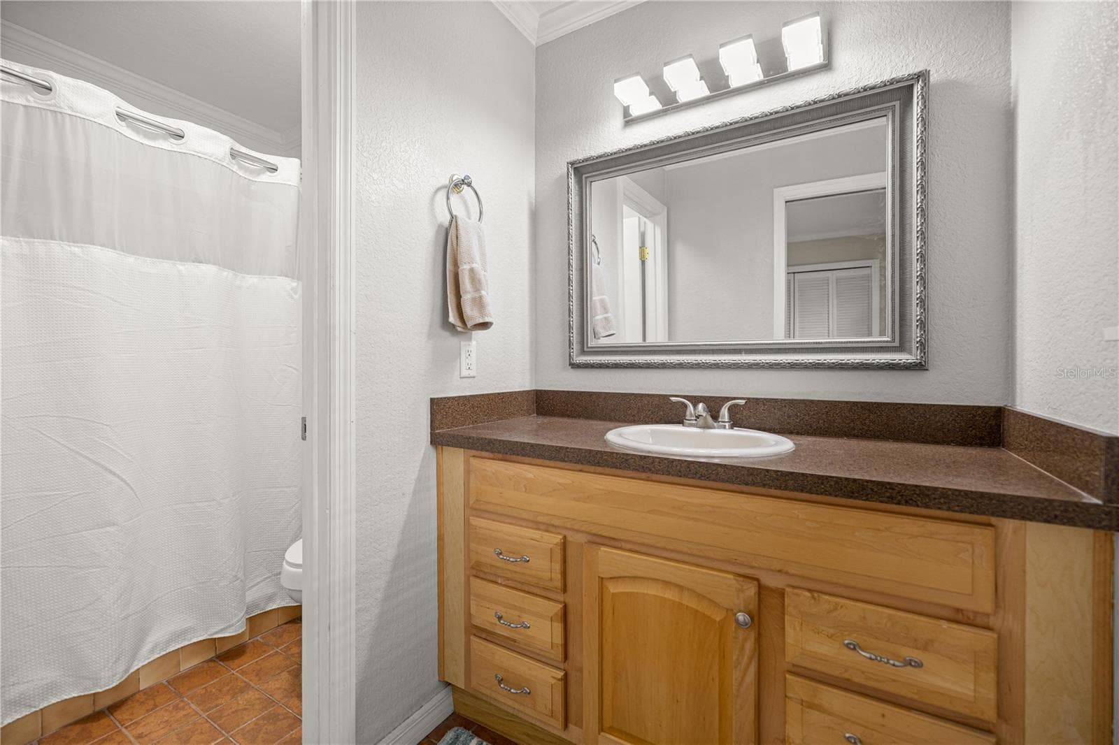 PRIMARY BATHROOM WITH SHOWER - 9812 SW 74TH AVE, OCALA