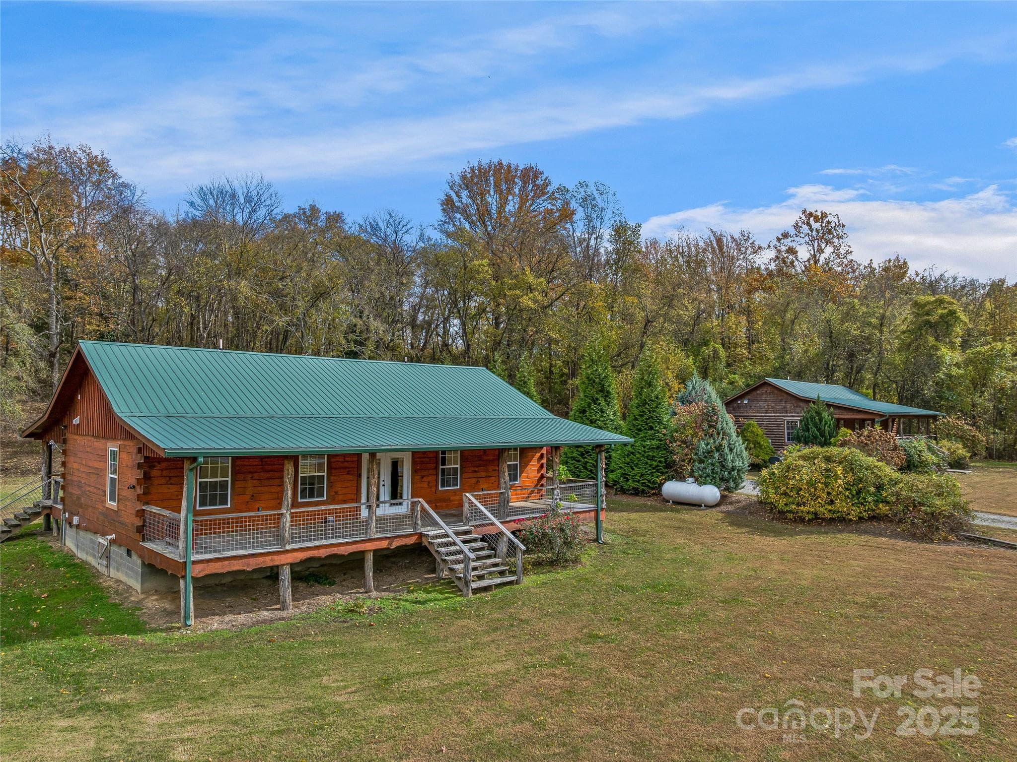 Cabin #2 - 1640, 1641, 1642 River Road, Hot Springs