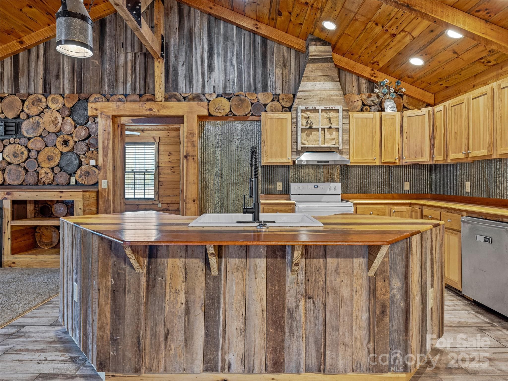 Cabin #2 - 1640, 1641, 1642 River Road, Hot Springs