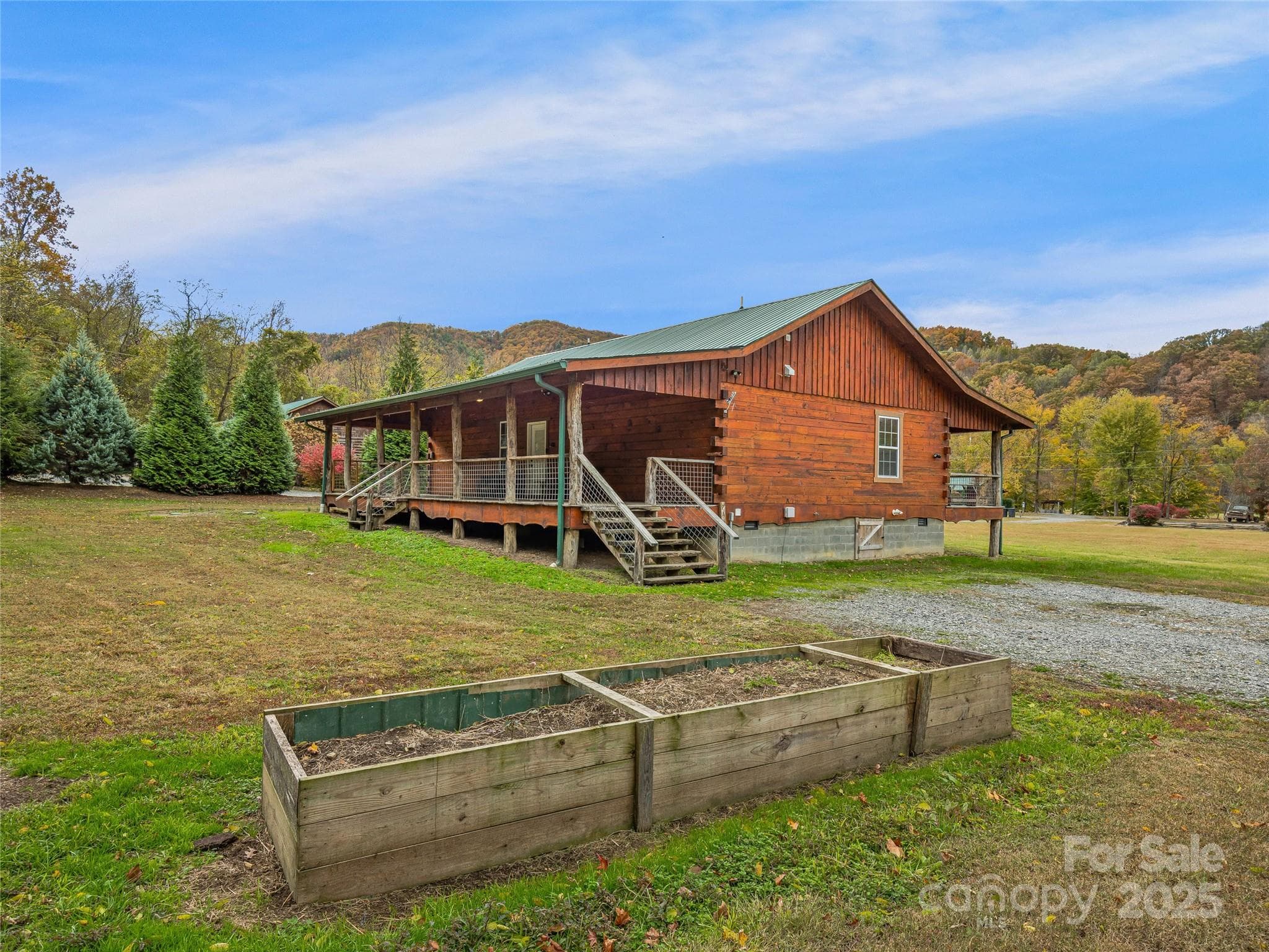 Cabin #2 - 1640, 1641, 1642 River Road, Hot Springs
