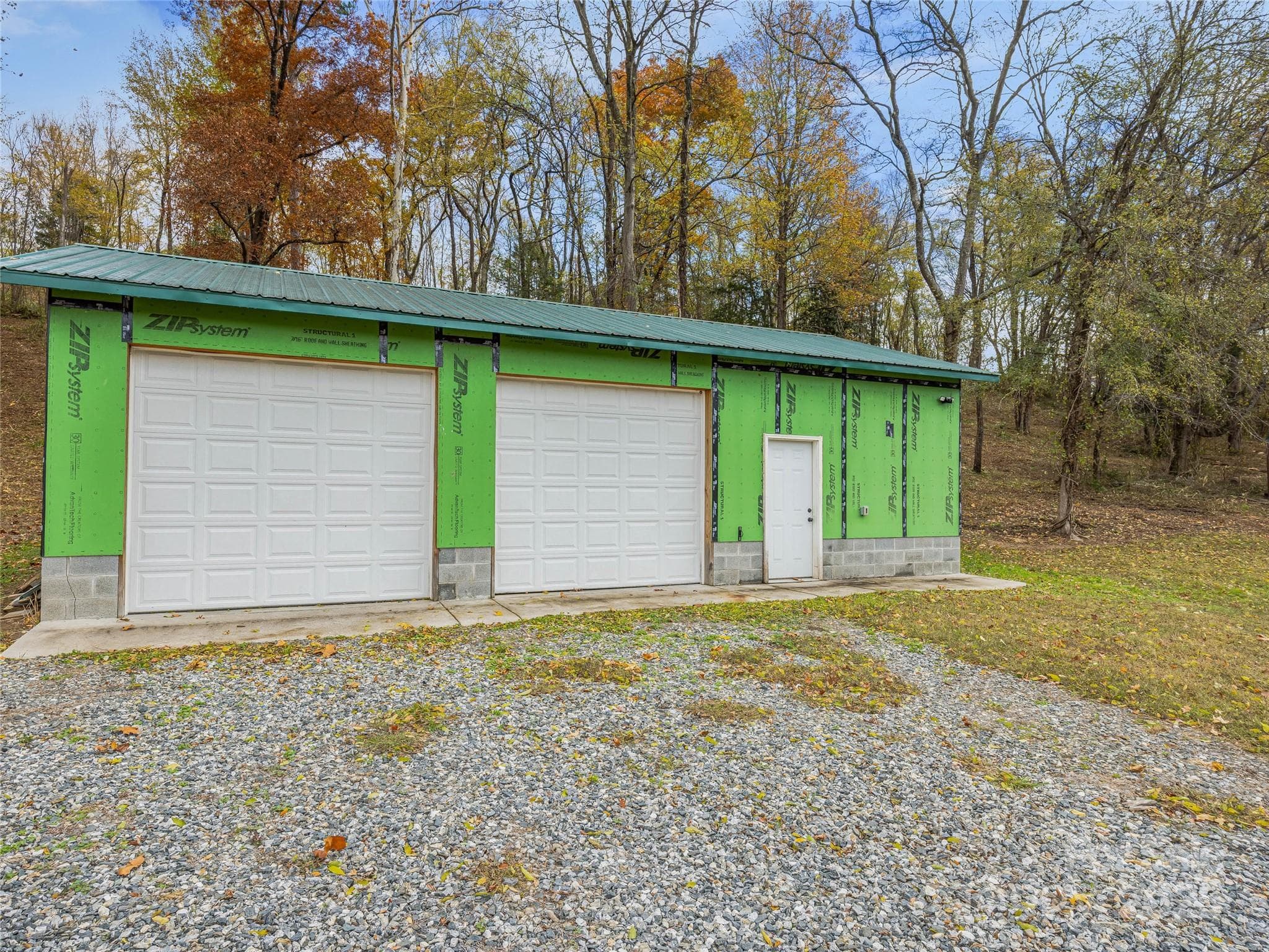 Cabin #2 Garage - 1640, 1641, 1642 River Road, Hot Springs