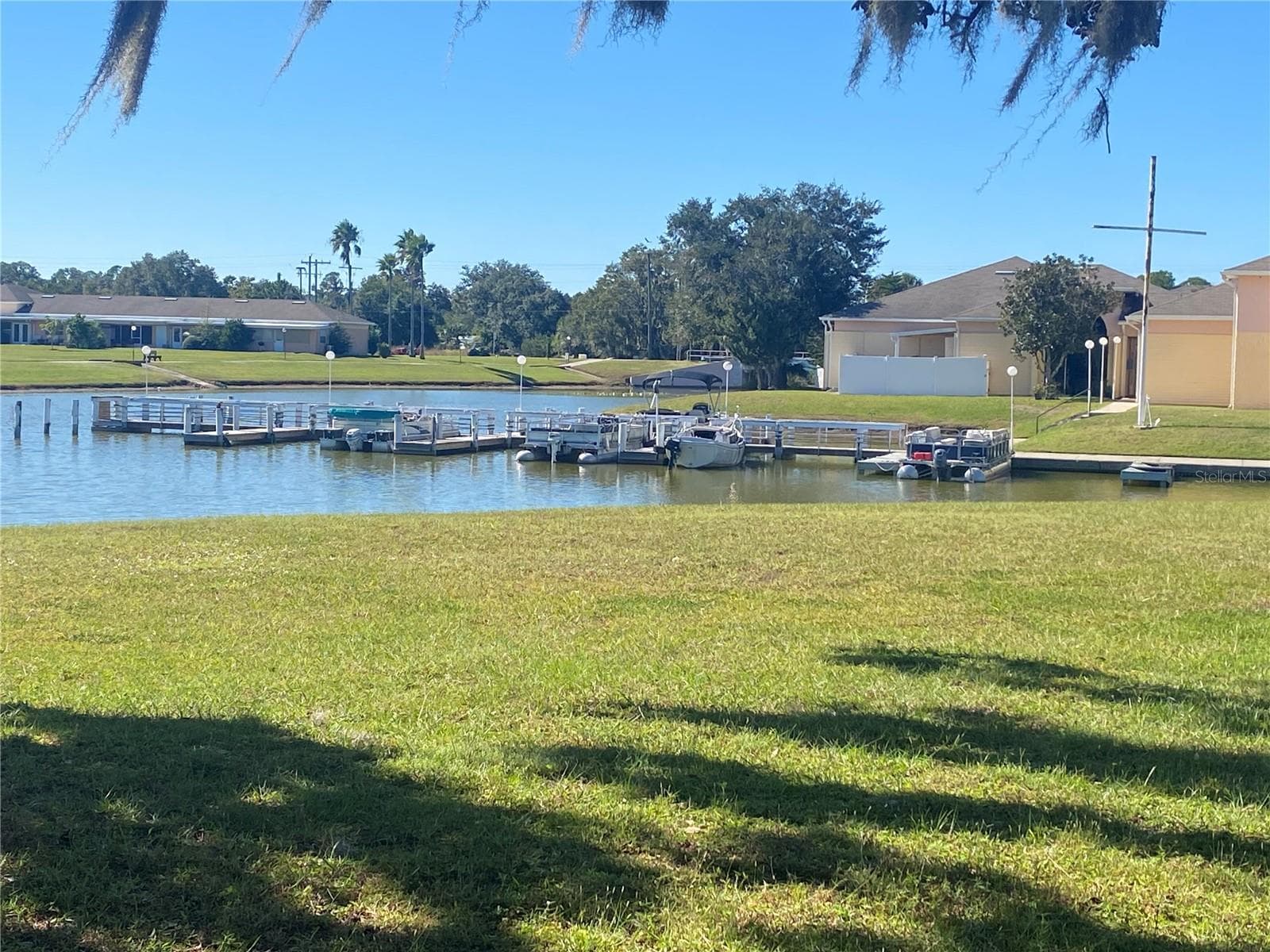 Boat slips can be rented if you own a boat. - 4409 CLUB CIR, LAKE WALES