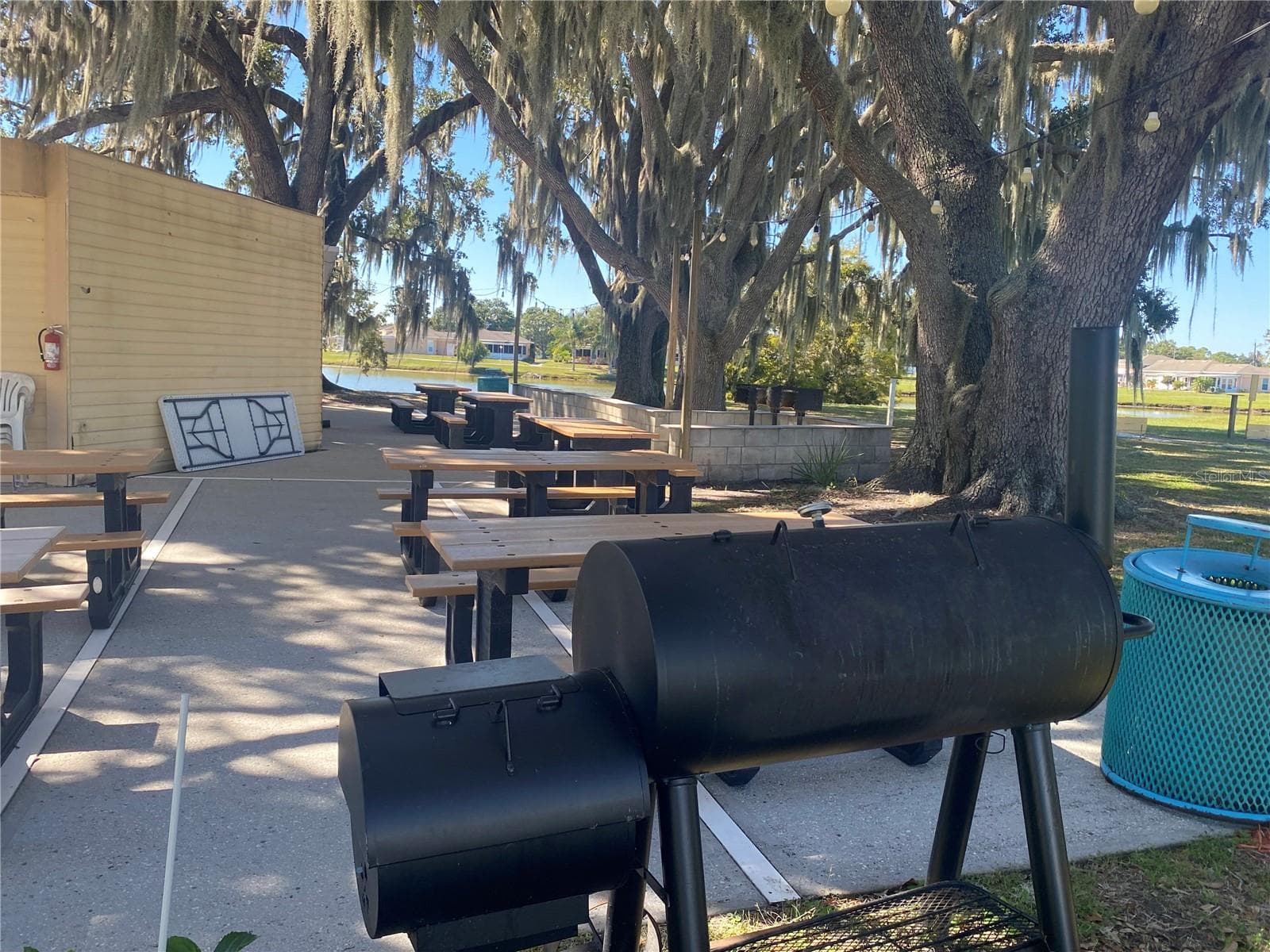 Community get-together outdoor event area. - 4409 CLUB CIR, LAKE WALES