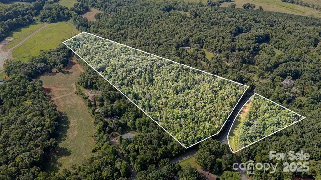 Lot at 1006 Cane Manor Court, Waxhaw, photo 2 of 2