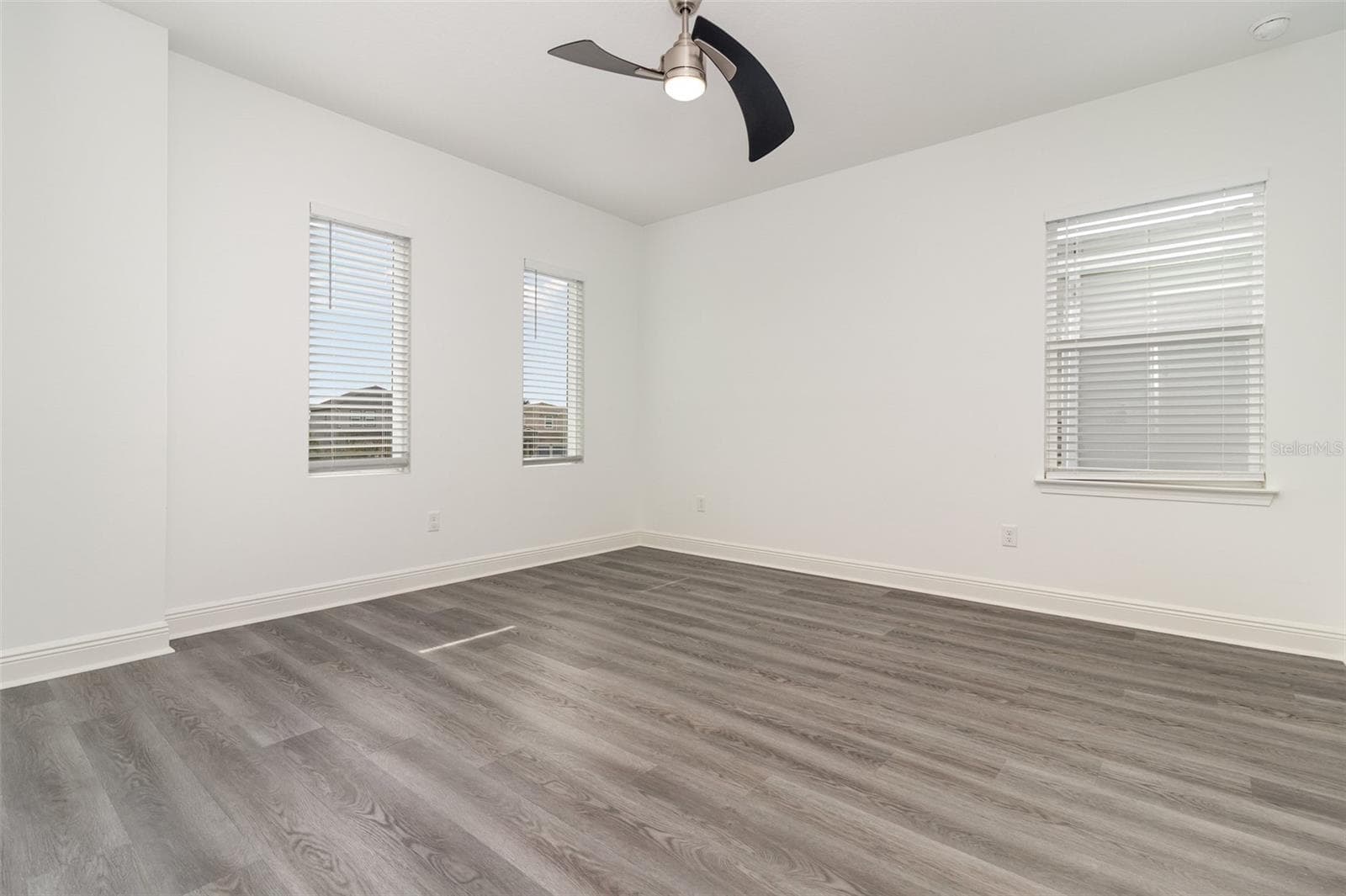 Single Family Residence at 15701 VETTA DR, MONTVERDE, photo 34 of 68