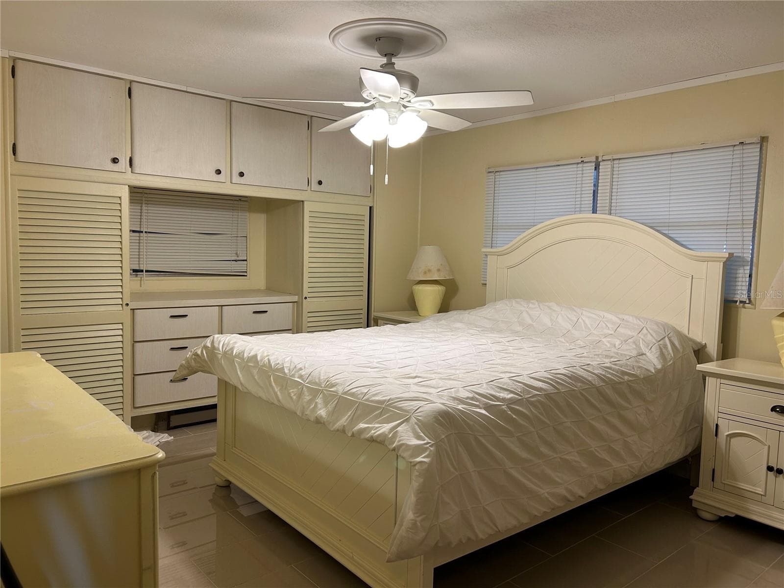 Mobile Home at 4775 TRI PAR DR, SARASOTA, photo 11 of 60