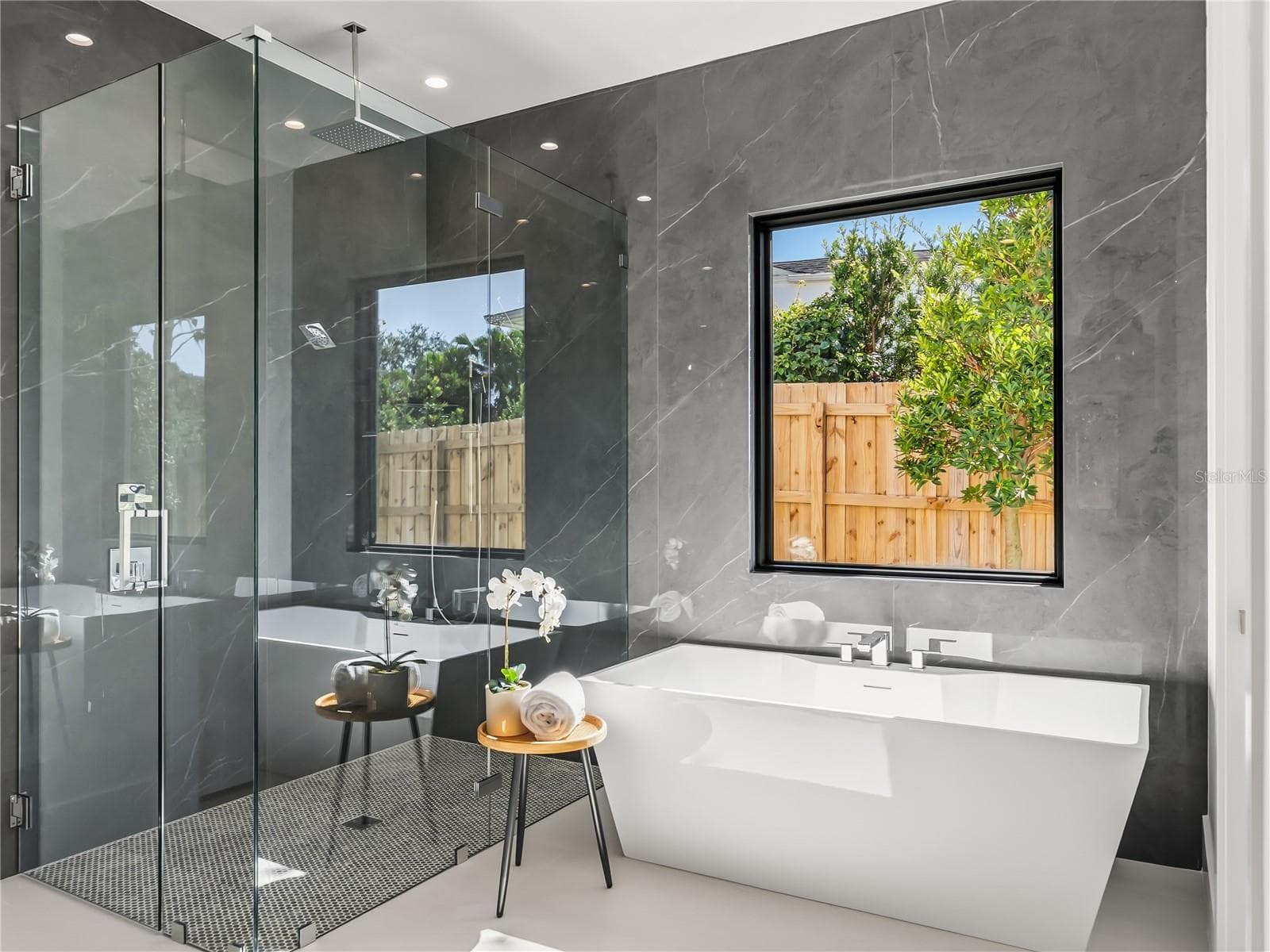 Primary Bath - 1821 ENGLEWOOD RD, WINTER PARK