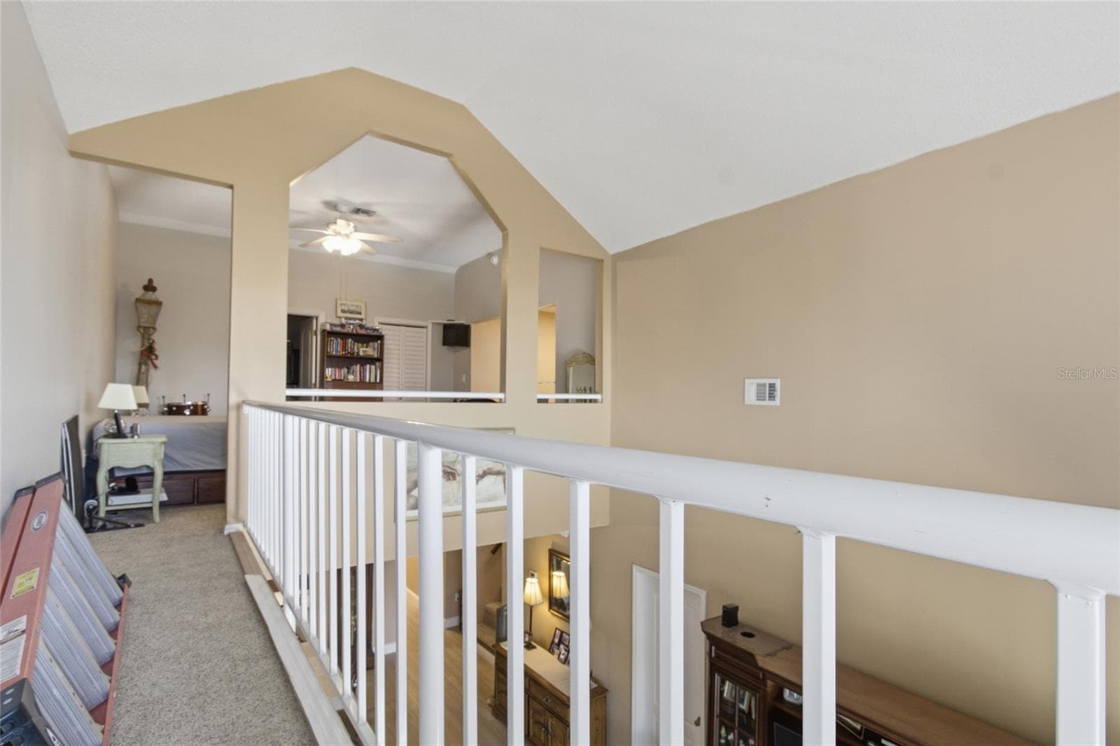 loft - 5567 SEA FOREST DR #323, NEW PORT RICHEY
