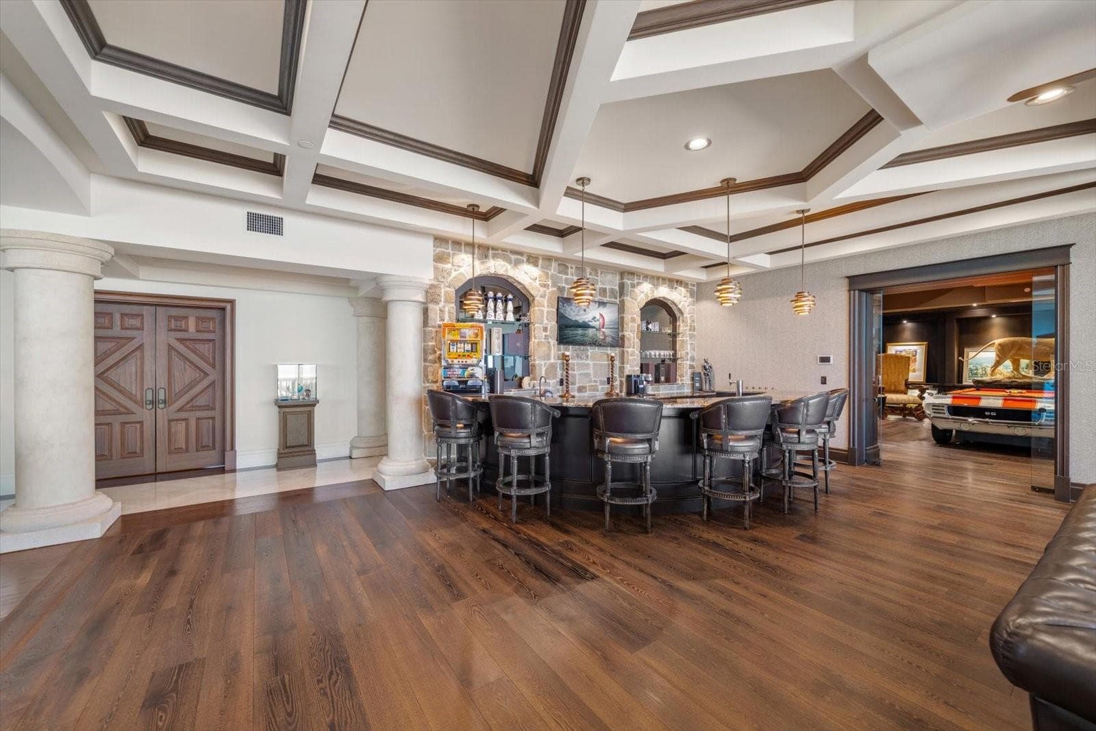 Single Family Residence at 1700 GULF BLVD, BELLEAIR BEACH, photo 31 of 86