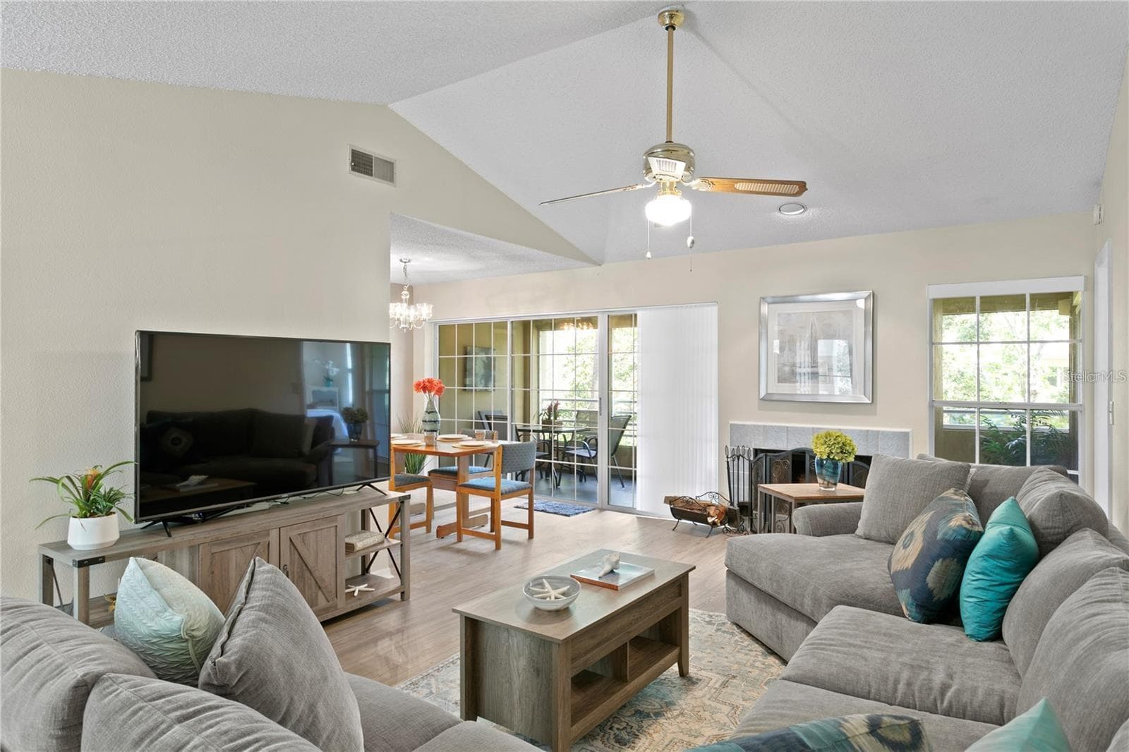 Condominium at 10823 INDIAN HILLS CT #33, SEMINOLE, photo 3 of 35