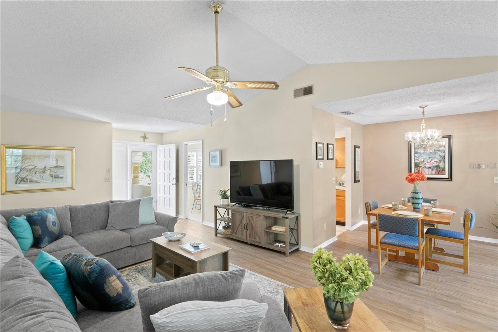 Condominium at 10823 INDIAN HILLS CT #33, SEMINOLE, photo 5 of 35