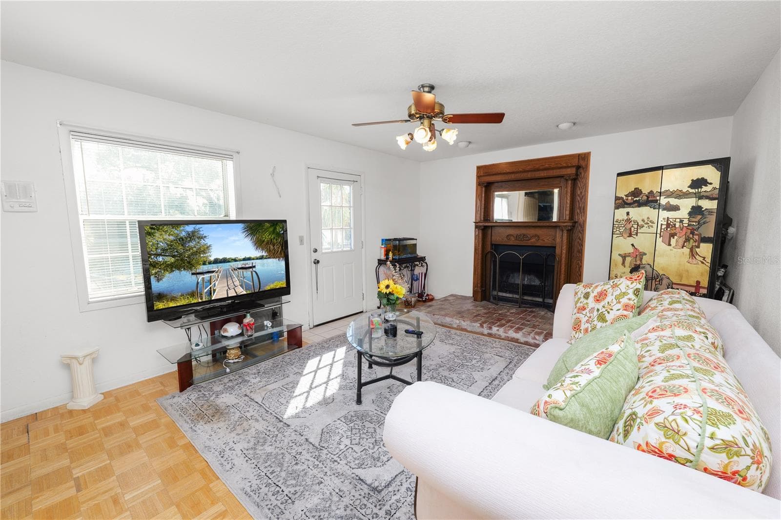 Family Room -Den Downstairs - 109 NE 4TH AVE, MULBERRY