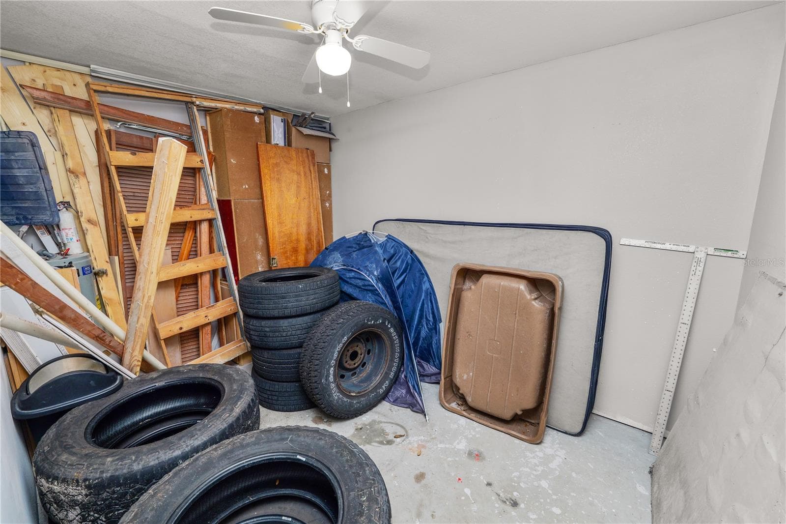 2nd Room in Rental - 109 NE 4TH AVE, MULBERRY