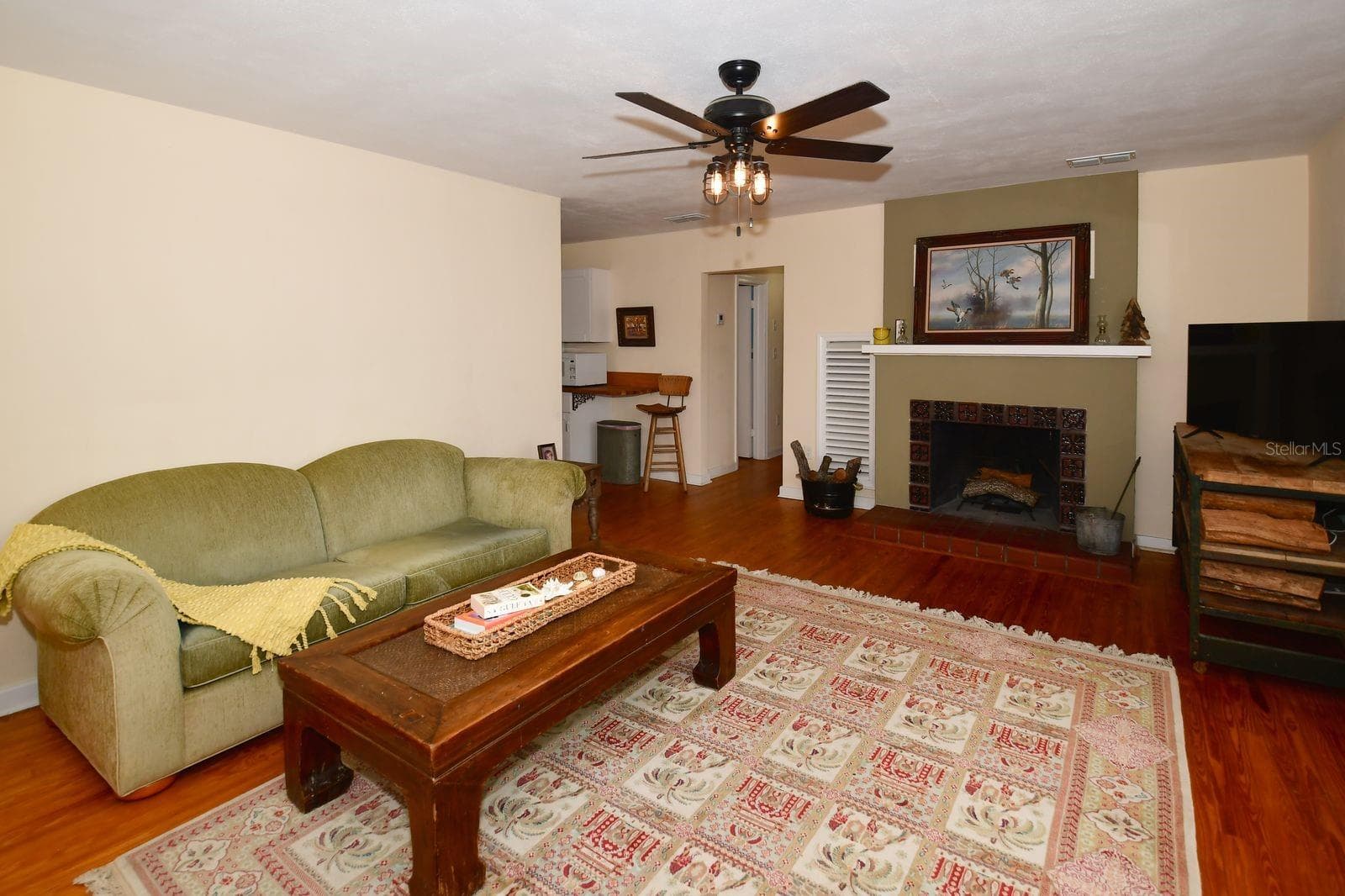 Original Wood Burning Fireplace - 160 BAYSHORE DR, TERRA CEIA