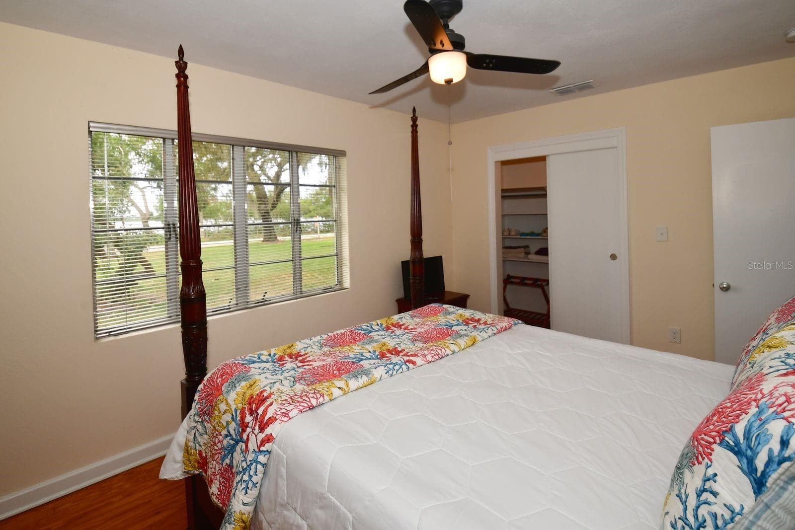 Front Bedroom - 160 BAYSHORE DR, TERRA CEIA