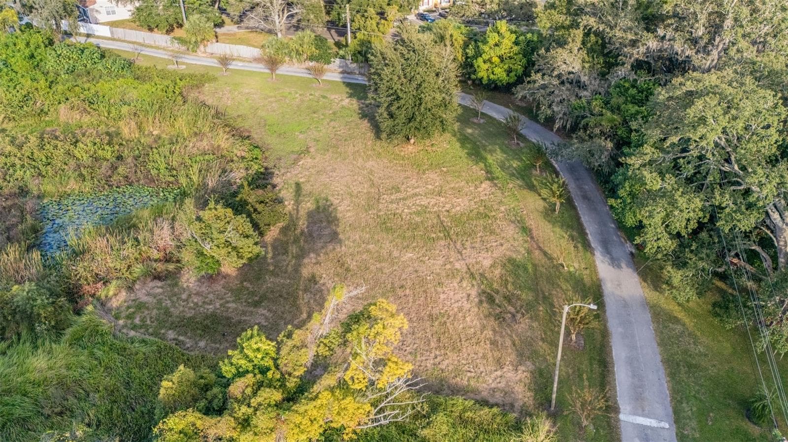 RIVERSIDE PARK RD