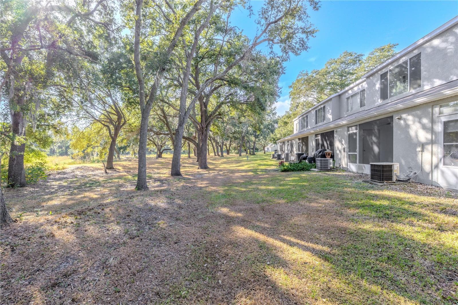 Backyard - 2432 LAKE WOODBERRY CIR, BRANDON