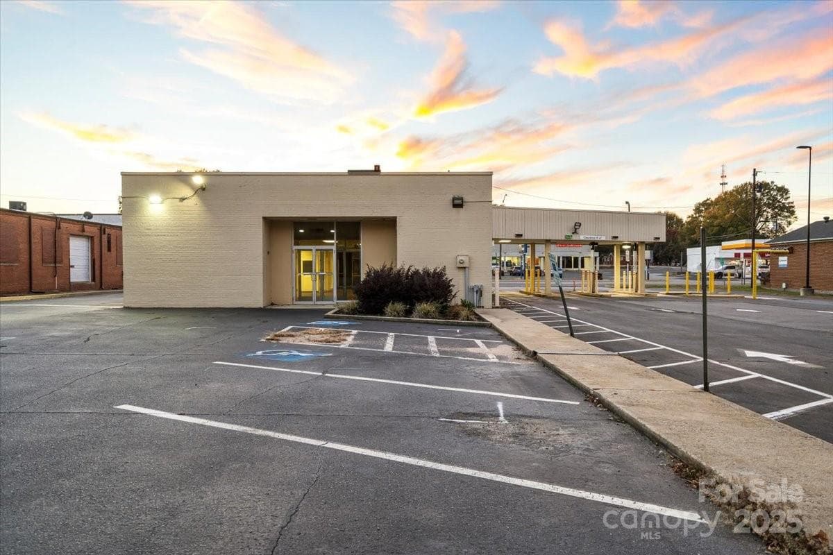 Retail at Kannapolis, photo 3 of 33