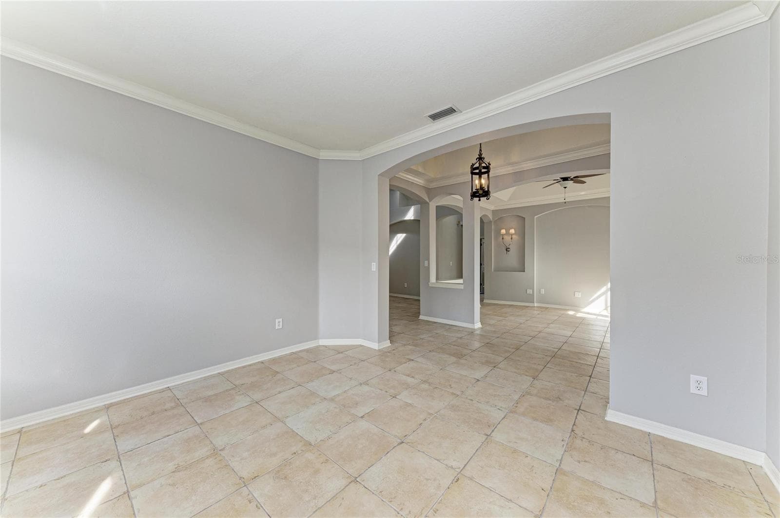 Single Family Residence at 7114 CROMWELL PARK LN, APOLLO BEACH, photo 18 of 56