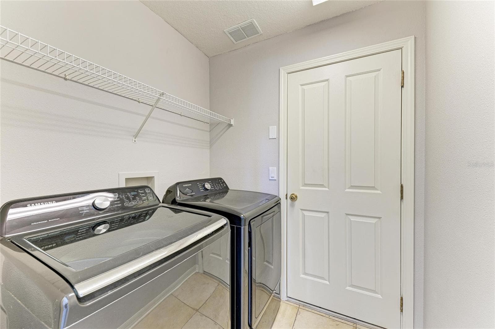 Single Family Residence at 7114 CROMWELL PARK LN, APOLLO BEACH, photo 44 of 56